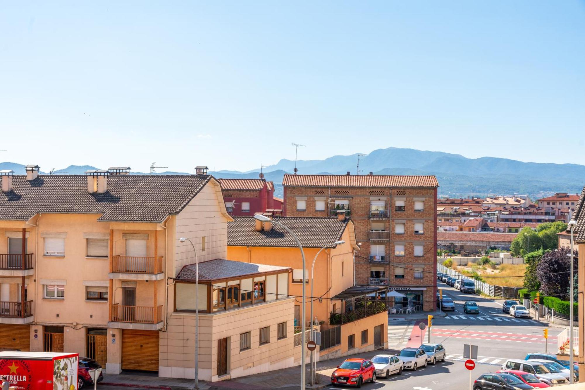 Hotel J. Balmes Vic Εξωτερικό φωτογραφία